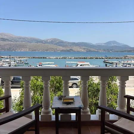 κaryatis Appartement Lixouri