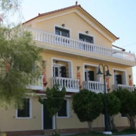 κaryatis * Lixouri